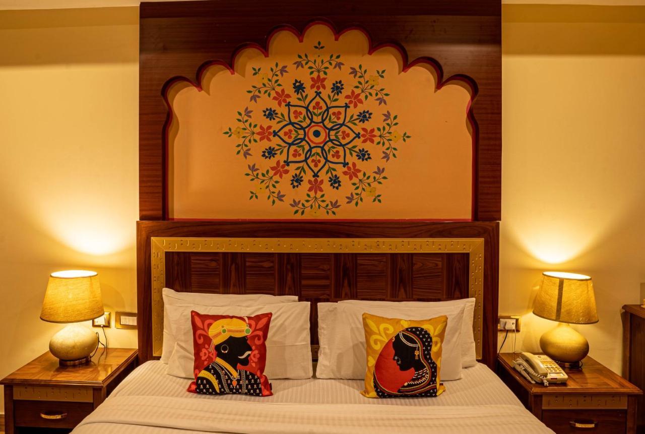 Chokhi Dhani The Palace Hotel ไจซัลเมอร์ ภายนอก รูปภาพ